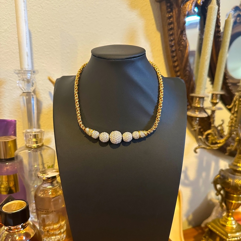 Elegant Gold and Silver Necklace